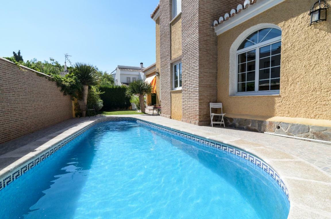 Habitaciones En Casa Centrica Con Piscina Almuñécar Εξωτερικό φωτογραφία